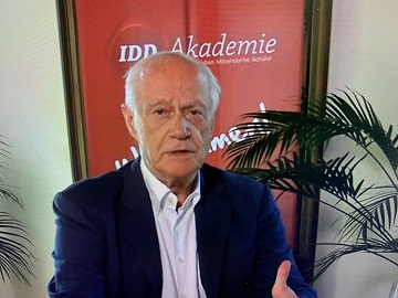 em. o. Univ.-Prof. Dr. Attila Fenyves
